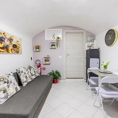La Casa Nel Borgo- Cod. Citra 008055-lt-2468 * Σαν Ρέμο
